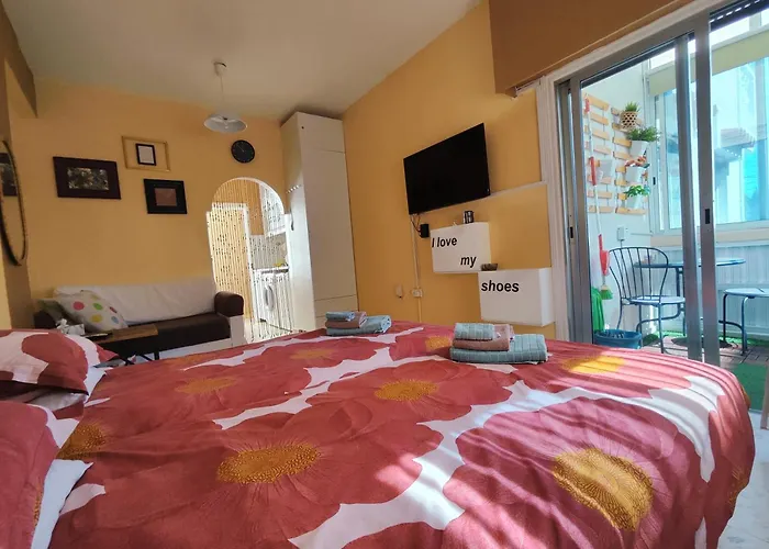 Elena Holiday Apartment